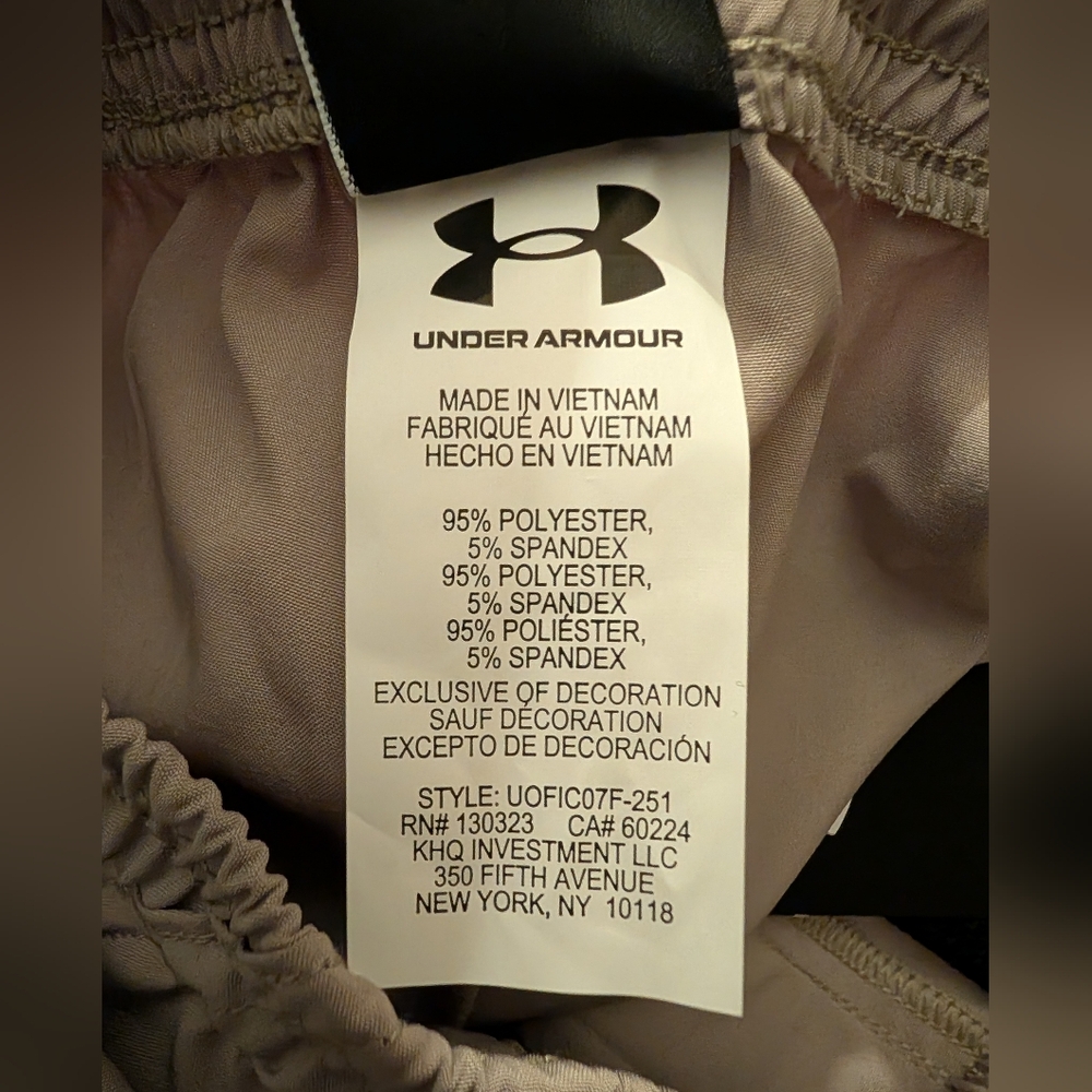 Under Armour Cargo Pants - Picture 10 of 14
